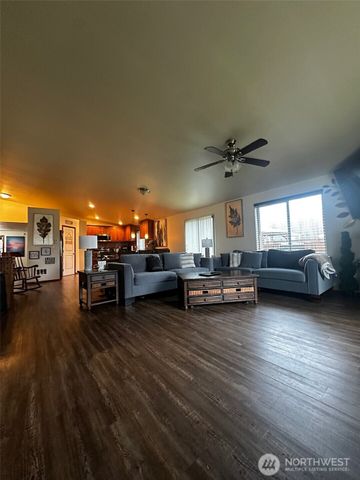 381 Elk Valley Road, Forks, WA 98331