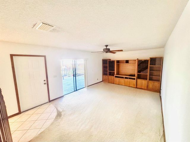 604 SE Castle Court D, Port St. Lucie, FL 34952