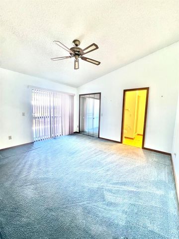 604 SE Castle Court D, Port St. Lucie, FL 34952