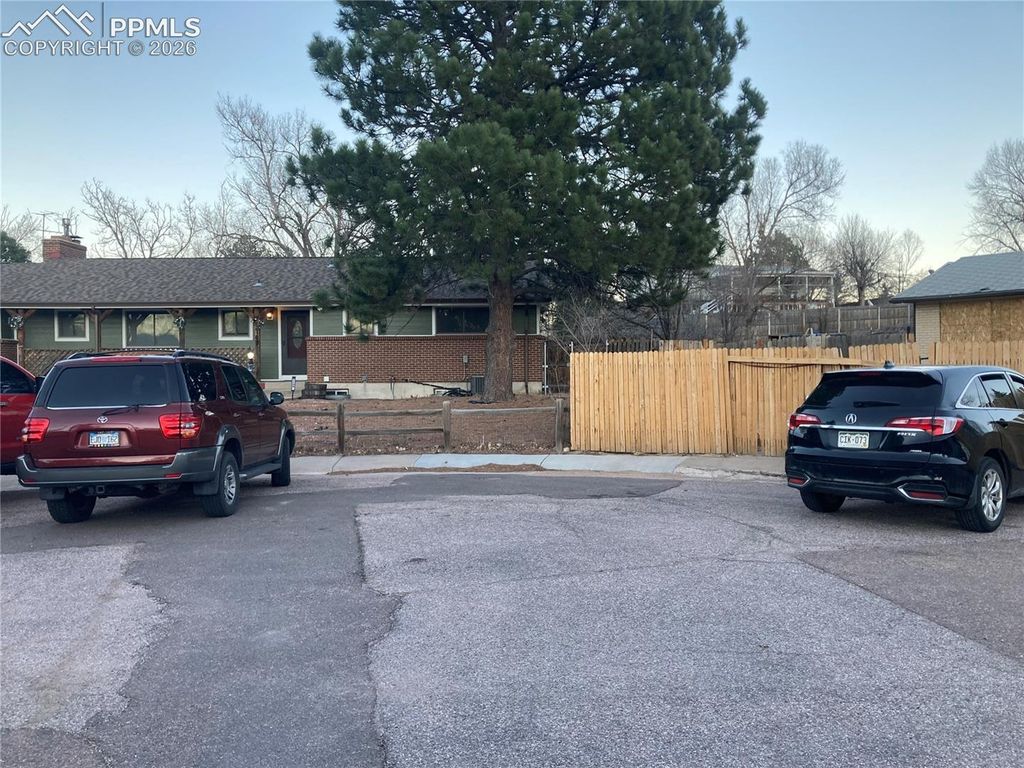 1099 Kachina Drive, Colorado Springs, CO 80915 — photo 5