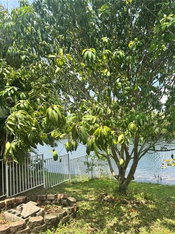 131 SW 178th Way, Pembroke Pines, FL 33029