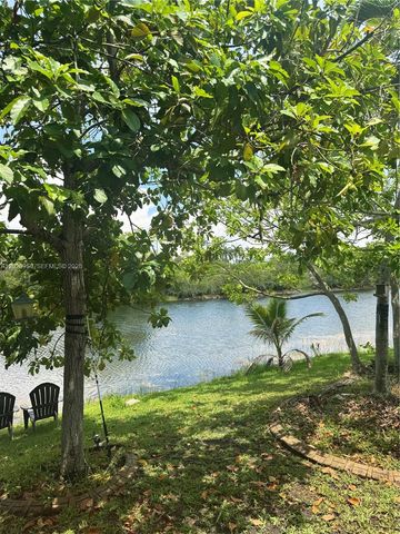 131 SW 178th Way, Pembroke Pines, FL 33029