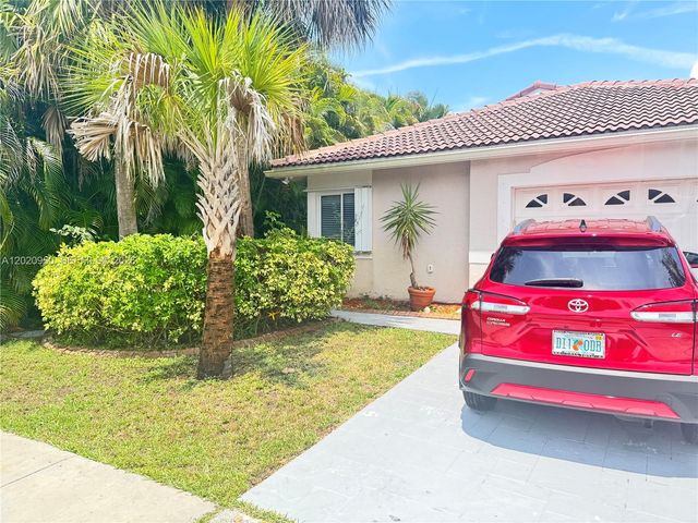 131 SW 178th Way, Pembroke Pines, FL 33029