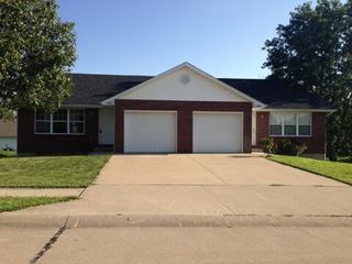 2504 CARNATION DR, Columbia, MO 65202