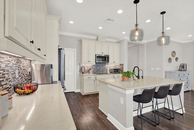 31601 HOLTON COURT, Wesley Chapel, FL 33545