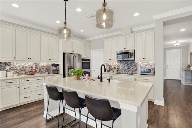 31601 HOLTON COURT, Wesley Chapel, FL 33545