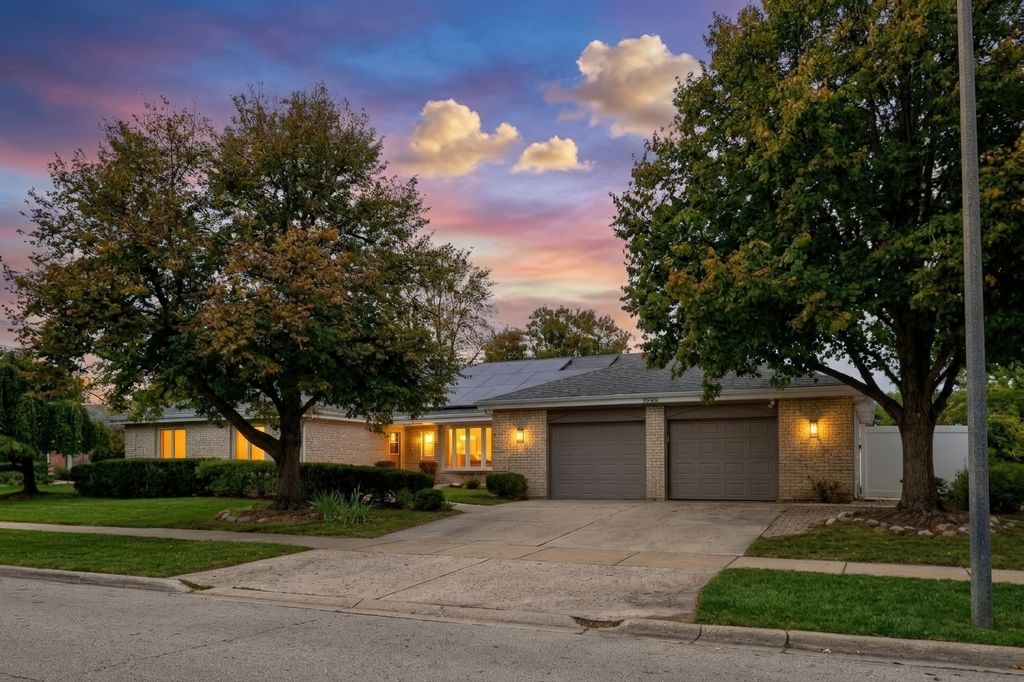 3050 Kayjay Drive, Northbrook, IL 60062 — exterior