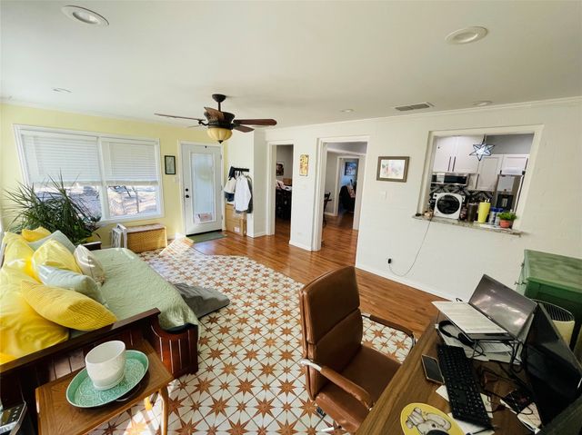 401 S Hillcrest Avenue, Eastland, TX 76448