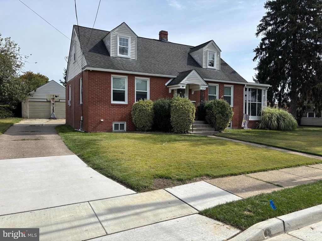 214 JAMES ST, Mount Ephraim, NJ 08059