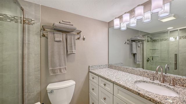1050 W PEPPERTREE LANE 116B, Sarasota, FL 34242