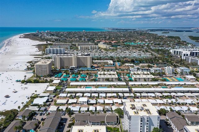 1050 W PEPPERTREE LANE 116B, Sarasota, FL 34242