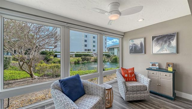 1050 W PEPPERTREE LANE 116B, Sarasota, FL 34242