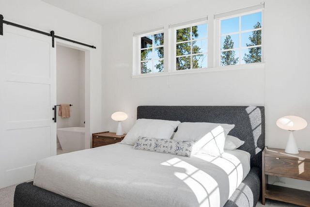 3068 NW Blodgett Way, Bend, OR 97703