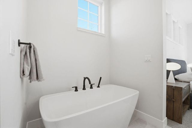 3068 NW Blodgett Way, Bend, OR 97703