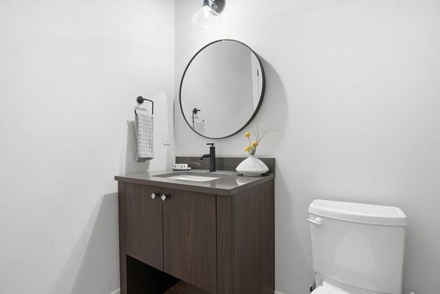 3068 NW Blodgett Way, Bend, OR 97703