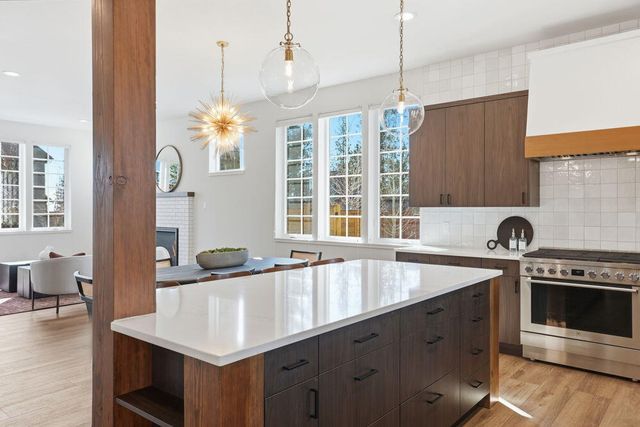 3068 NW Blodgett Way, Bend, OR 97703