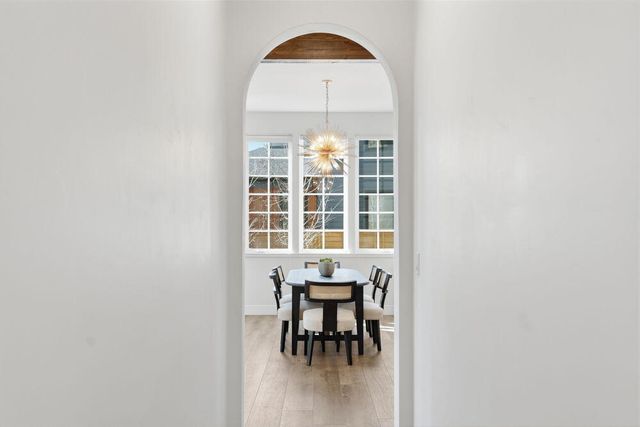 3068 NW Blodgett Way, Bend, OR 97703