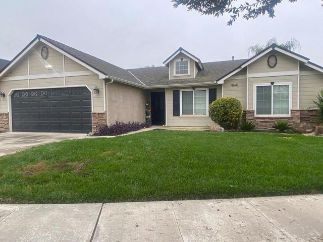 2805 Badger Flat Avenue, Tulare, CA 93274