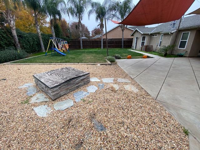 2805 Badger Flat Avenue, Tulare, CA 93274
