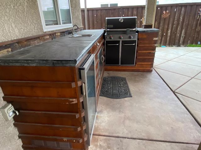 2805 Badger Flat Avenue, Tulare, CA 93274