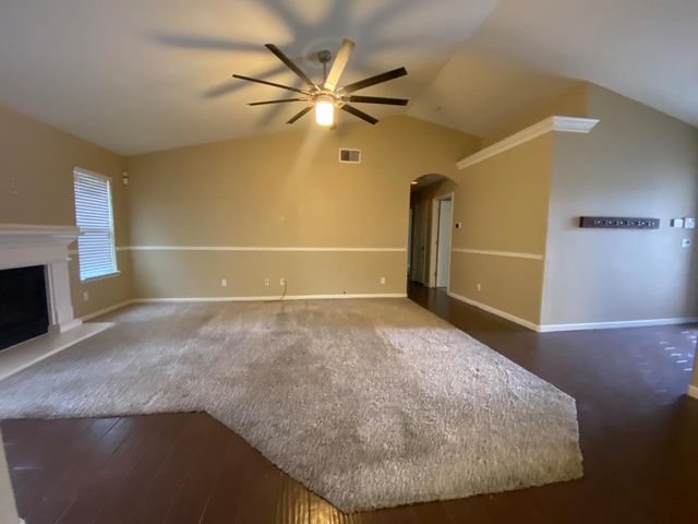 2805 Badger Flat Avenue, Tulare, CA 93274