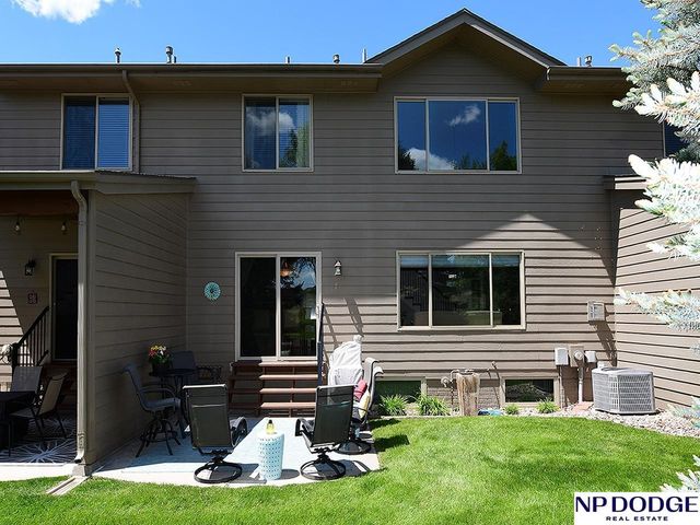 6811 N 122 Court, Omaha, NE 68142