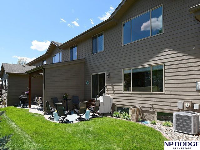 6811 N 122 Court, Omaha, NE 68142