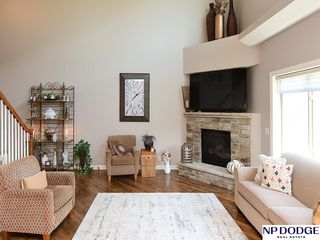 6811 N 122 Court, Omaha, NE 68142