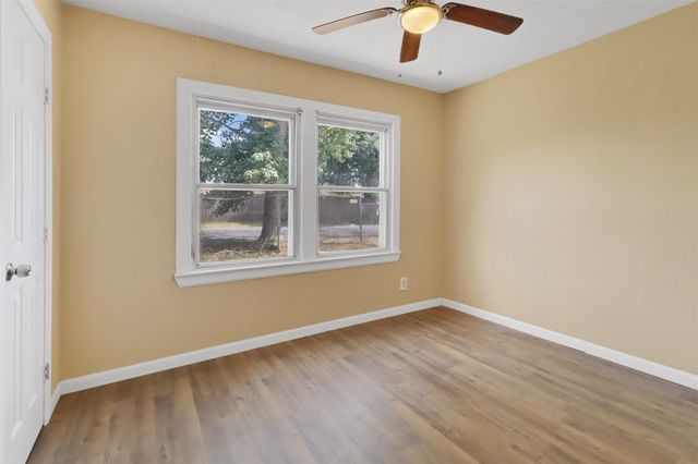 1008 Largo Street, Baytown, TX 77520