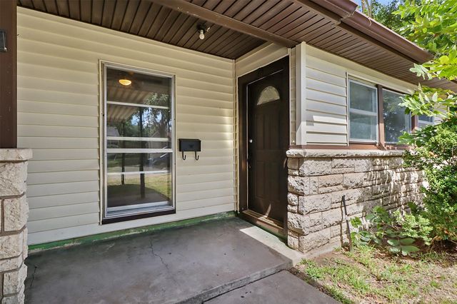 1008 Largo Street, Baytown, TX 77520