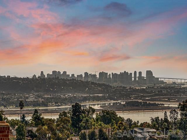 1619 Calle De Primra, La Jolla, CA 92037