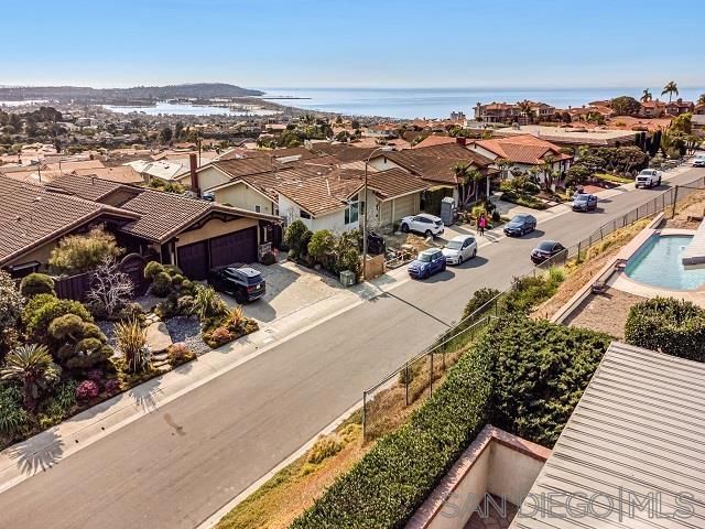 1619 Calle De Primra, La Jolla, CA 92037