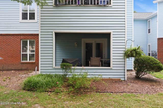 120 Breezewood Drive C, Greenville, NC 27858