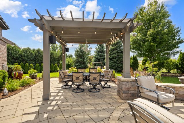 22232 Elise Boulevard, Frankfort, IL 60423