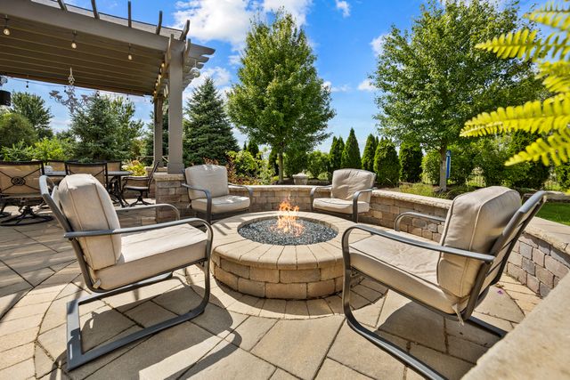 22232 Elise Boulevard, Frankfort, IL 60423