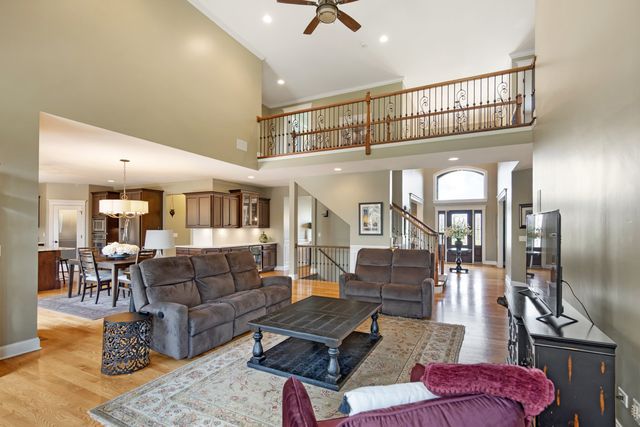 22232 Elise Boulevard, Frankfort, IL 60423