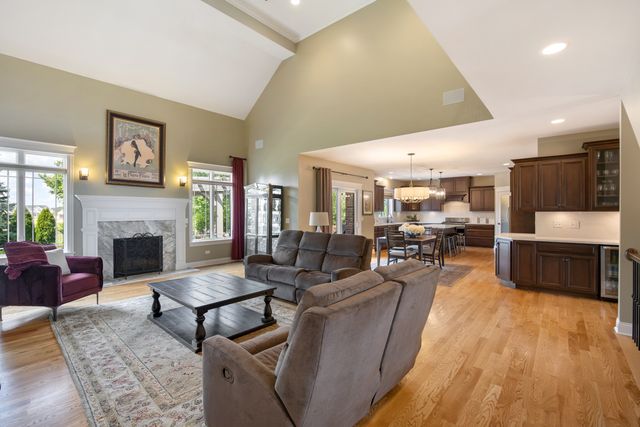 22232 Elise Boulevard, Frankfort, IL 60423