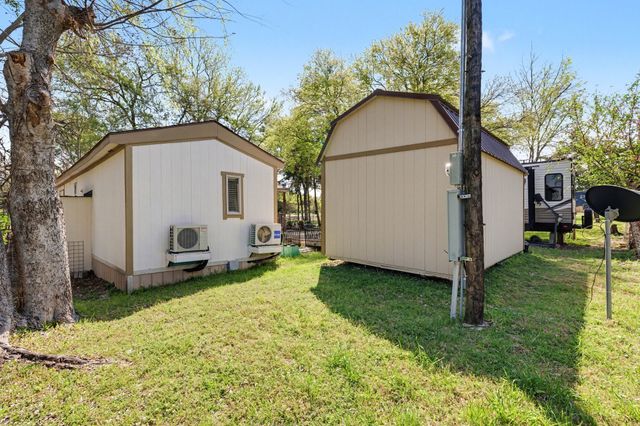 5591 County Road 920, Nevada, TX 75173