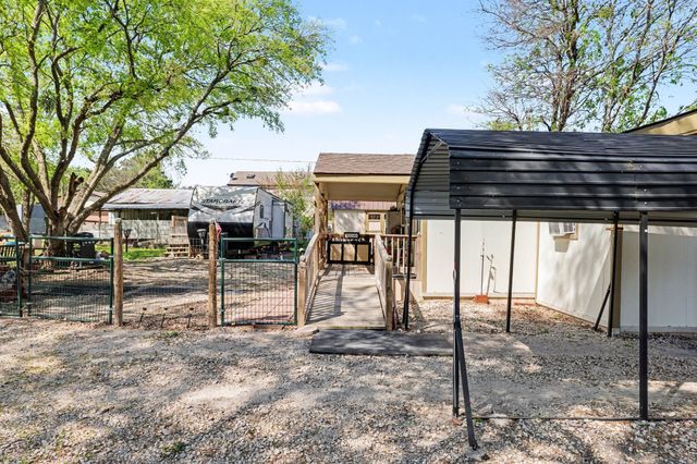 5591 County Road 920, Nevada, TX 75173