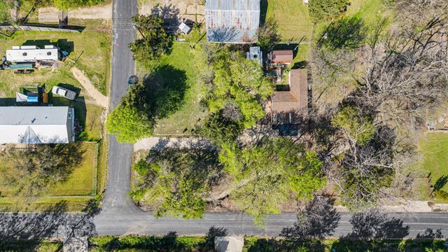 5591 County Road 920, Nevada, TX 75173