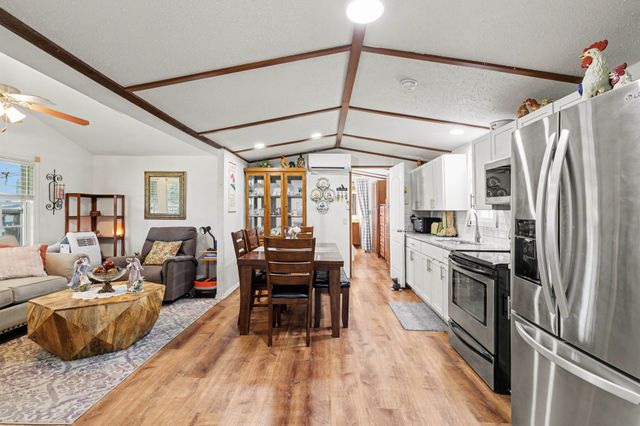 5591 County Road 920, Nevada, TX 75173