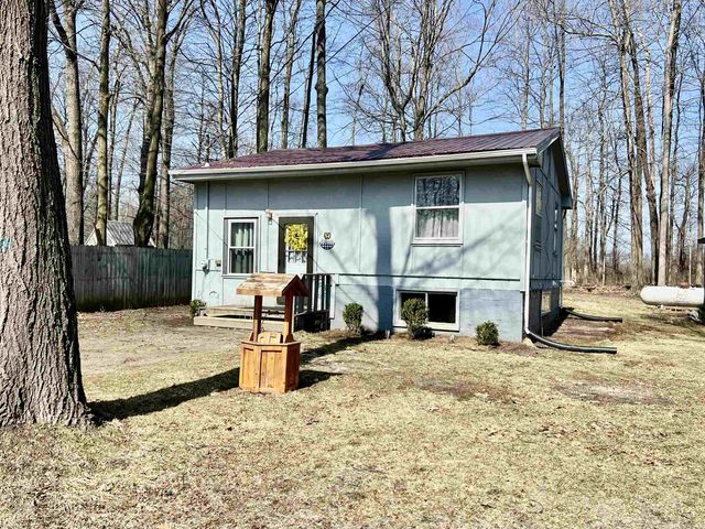 6240 Terry Drive, Six Lakes, MI 48886