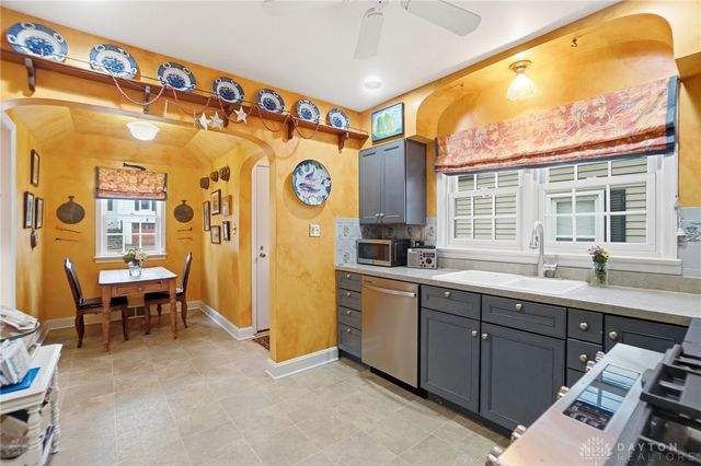 645 Orlando Terrace, Oakwood, OH 45409