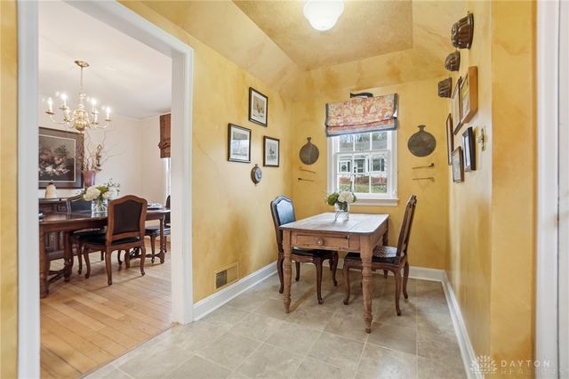 645 Orlando Terrace, Oakwood, OH 45409