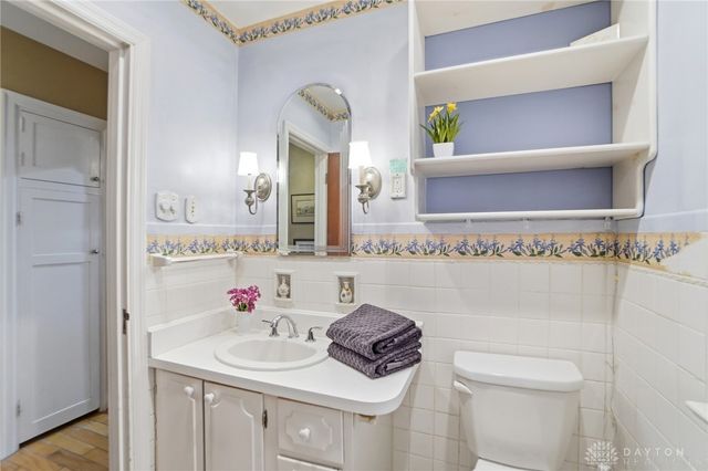 645 Orlando Terrace, Oakwood, OH 45409