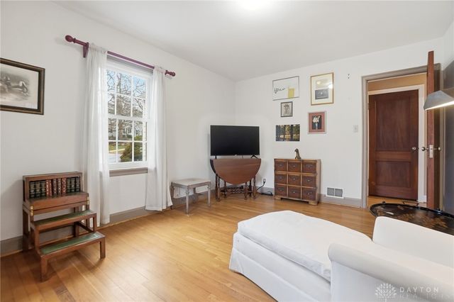 645 Orlando Terrace, Oakwood, OH 45409