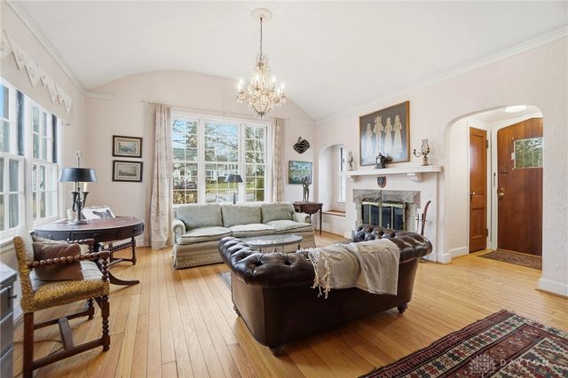 645 Orlando Terrace, Oakwood, OH 45409