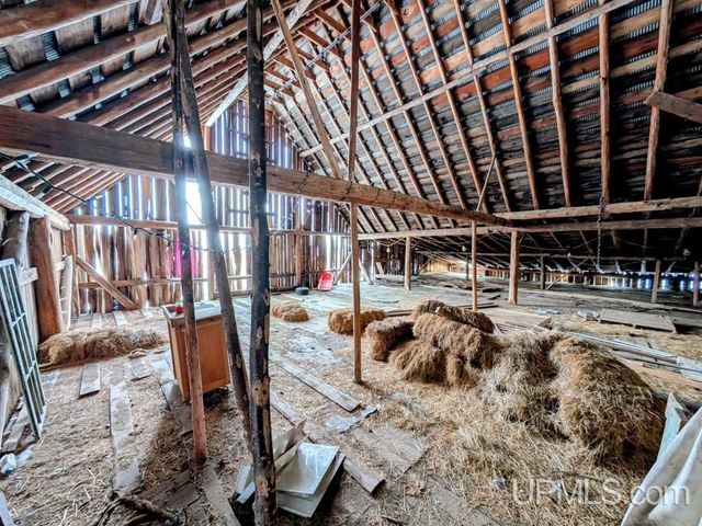 1237 Stromberg Road, Iron River, MI 49935