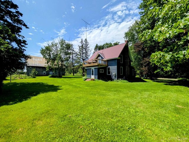 1237 Stromberg Road, Iron River, MI 49935