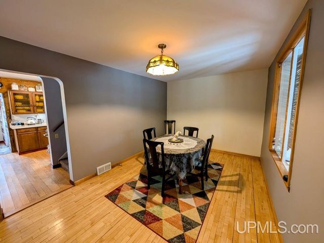 1237 Stromberg Road, Iron River, MI 49935